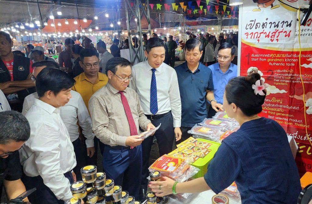 đoàn doanh nghiệp nước ngoài vào Việt Nam giao dịch mua hàng với các địa phương khu vực Bắc Trung Bộ tại Quảng Trị